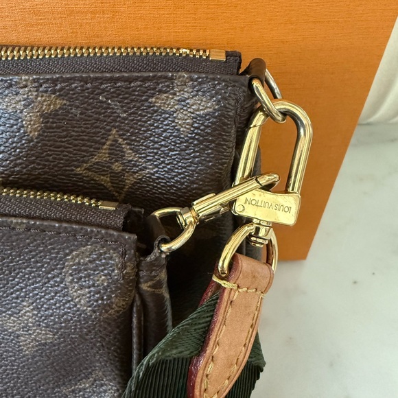 Louis Vuitton Multi Pochette Accessorie Monogram with Khaki strap, no chain - Picture 7 of 11